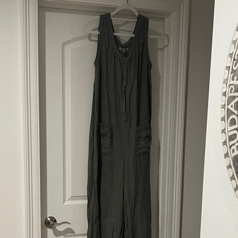 Flax brand, Sleeveless Button-Front Long Jumpsuit - Dark Olive, size P